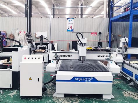 affordable cnc router machine for sale with 4x8 vacuum table|cnc door cutting machine.